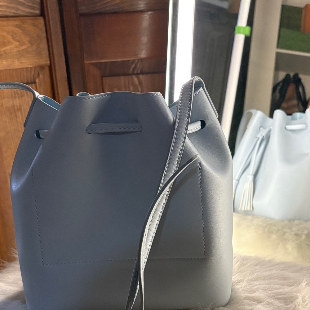 Elegant Baby blue J Crew Bucket Bag - Picture 4 of 6